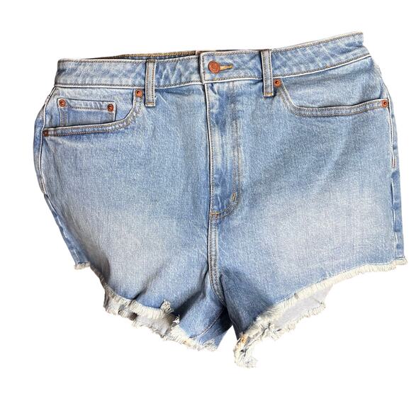 Denim by PINK High-Rise Jean Shorts Light Wash - Picture 2 of 6
